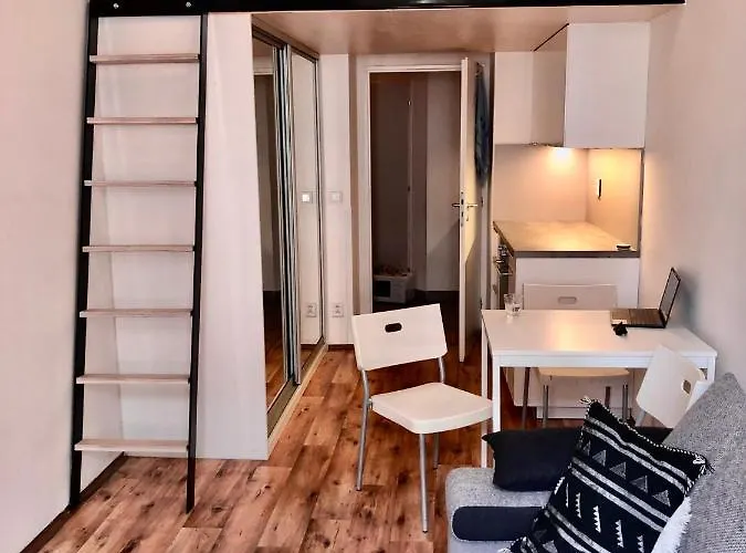Karlin Cozy Studio