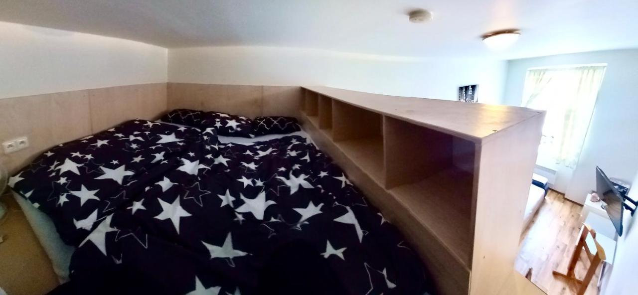 Karlin Cozy Прага
